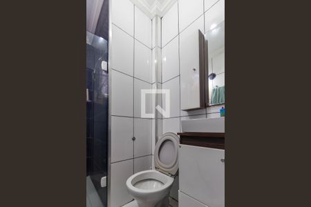 Casa à venda com 250m², 3 quartos e 2 vagas Casa à venda com 250m², 3 quartos e 2 vagasBanheiro