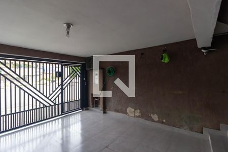 Casa à venda com 250m², 3 quartos e 2 vagas Casa à venda com 250m², 3 quartos e 2 vagasGaragem