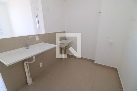 Apartamento para alugar com 34m², 2 quartos e sem vaga Apartamento para alugar com 34m², 2 quartos e sem vagaCozinha e Área de Serviço
