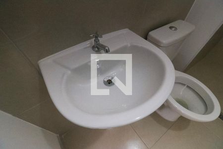 Apartamento para alugar com 34m², 2 quartos e sem vaga Apartamento para alugar com 34m², 2 quartos e sem vagaBanheiro Corredor