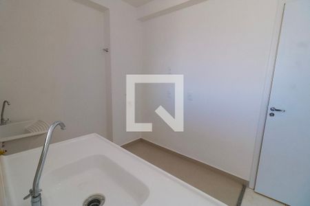 Apartamento para alugar com 34m², 2 quartos e sem vaga Apartamento para alugar com 34m², 2 quartos e sem vagaCozinha e Área de Serviço