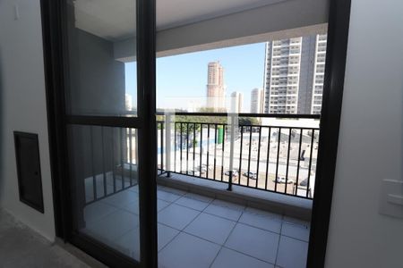 varanda de kitnet/studio para alugar com 1 quarto, 26m² em Jardim Independência (são Paulo), São Paulo