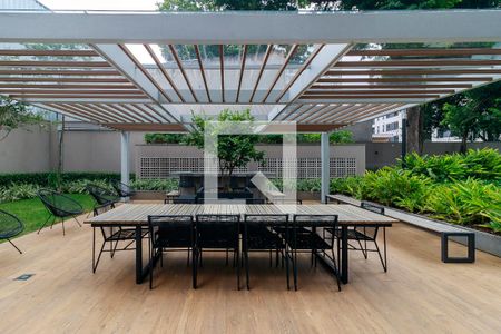 Apartamento à venda com 186m², 3 quartos e 3 vagas Apartamento à venda com 186m², 3 quartos e 3 vagasLiving