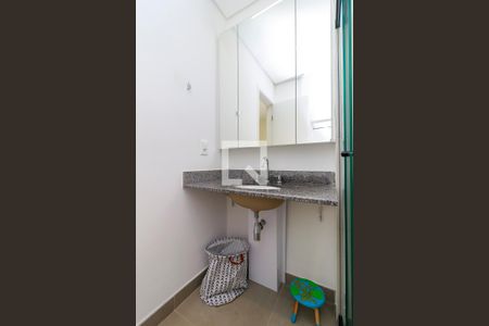 Apartamento à venda com 186m², 3 quartos e 3 vagas Apartamento à venda com 186m², 3 quartos e 3 vagasSuíte 2 - Banheiro