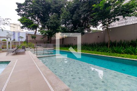 Apartamento à venda com 186m², 3 quartos e 3 vagas Apartamento à venda com 186m², 3 quartos e 3 vagasPiscinas