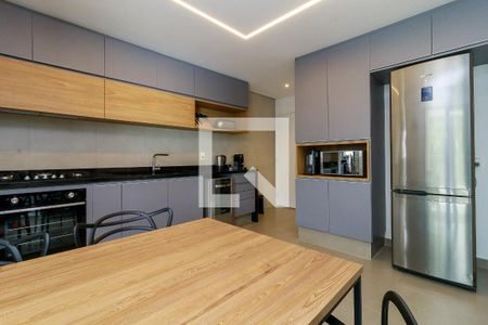 Apartamento à venda com 186m², 3 quartos e 3 vagas Apartamento à venda com 186m², 3 quartos e 3 vagasCozinha