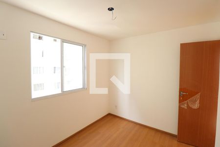 Quarto 2 de apartamento para alugar com 2 quartos, 46m² em Alcantara, São Gonçalo
