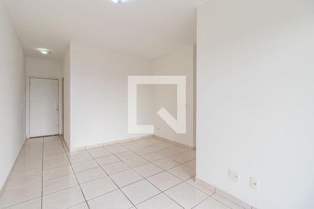 Apartamento para alugar com 73m², 3 quartos e 1 vagaSala