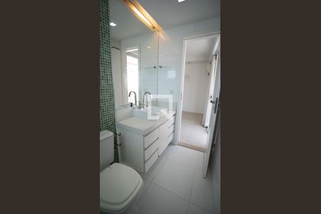 Apartamento à venda com 168m², 3 quartos e 2 vagasBanheiro