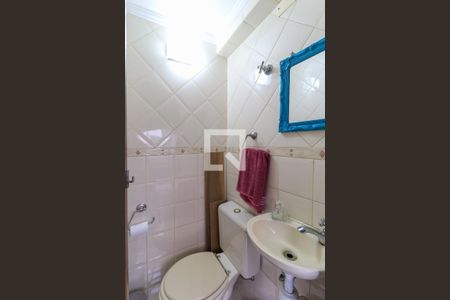 Apartamento à venda com 77m², 3 quartos e 1 vaga Apartamento à venda com 77m², 3 quartos e 1 vagaBanheiro de serviço