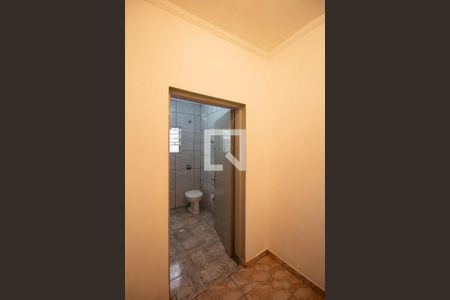 Casa para alugar com 60m², 1 quarto e sem vaga Casa para alugar com 60m², 1 quarto e sem vagaBanheiro