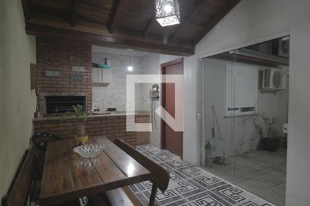 Casa de condomínio à venda com 88m², 4 quartos e 2 vagasÁrea de Serviço/Churasqueira
