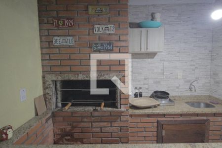 Casa de condomínio à venda com 88m², 4 quartos e 2 vagasÁrea de Serviço/Churasqueira