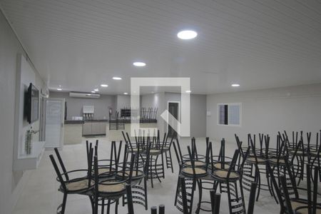 Casa de condomínio à venda com 88m², 4 quartos e 2 vagasÁrea comum - Salão de festas