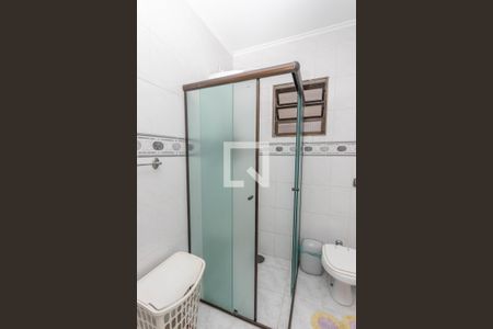 Casa à venda com 300m², 4 quartos e 2 vagas Casa à venda com 300m², 4 quartos e 2 vagasBanheiro 1