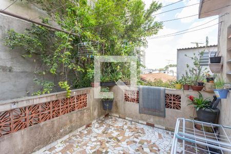 Casa à venda com 300m², 4 quartos e 2 vagas Casa à venda com 300m², 4 quartos e 2 vagasÁrea de serviço