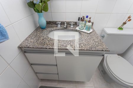 Casa à venda com 300m², 4 quartos e 2 vagas Casa à venda com 300m², 4 quartos e 2 vagasBanheiro 2