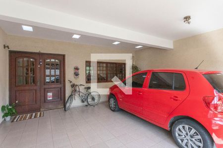 Casa à venda com 300m², 4 quartos e 2 vagas Casa à venda com 300m², 4 quartos e 2 vagasGaragem