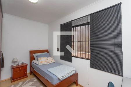 Casa à venda com 300m², 4 quartos e 2 vagas Casa à venda com 300m², 4 quartos e 2 vagasQuarto 3