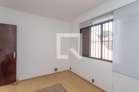 Casa à venda com 300m², 4 quartos e 2 vagas Casa à venda com 300m², 4 quartos e 2 vagasQuarto 4