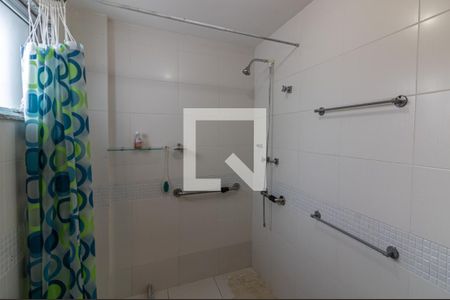 Apartamento à venda com 340m², 3 quartos e 4 vagasSuíte 1 - Banheiro