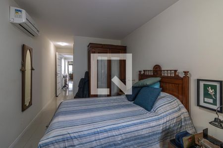 Apartamento à venda com 340m², 3 quartos e 4 vagasSuíte 2