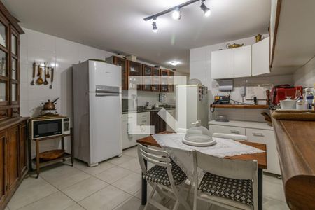 Apartamento à venda com 340m², 3 quartos e 4 vagasCozinha