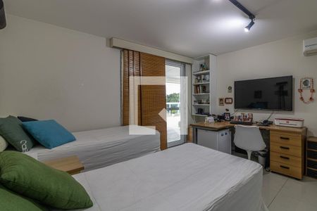 Apartamento à venda com 340m², 3 quartos e 4 vagasSuíte 1