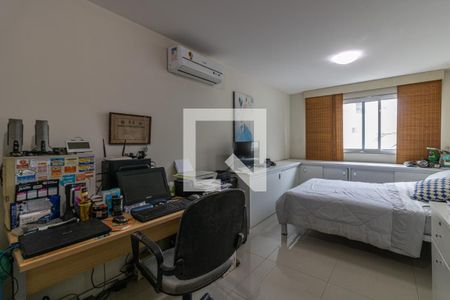 Apartamento à venda com 340m², 3 quartos e 4 vagasSuíte 3