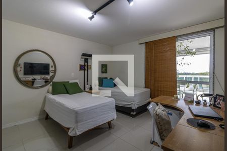Apartamento à venda com 340m², 3 quartos e 4 vagasSuíte 1
