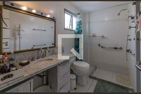 Apartamento à venda com 340m², 3 quartos e 4 vagasSuíte 1 - Banheiro