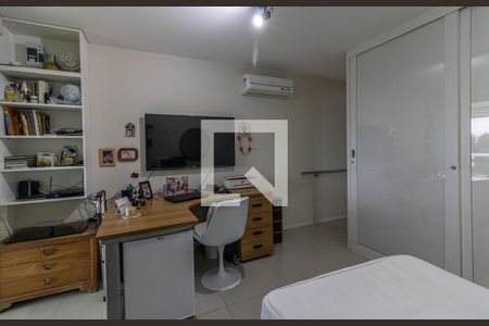 Apartamento à venda com 340m², 3 quartos e 4 vagasSuíte 1