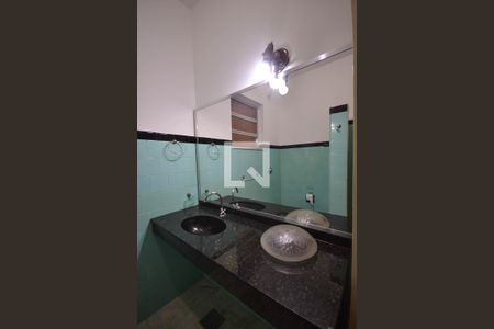 Casa para alugar com 78m², 2 quartos e 1 vaga Casa para alugar com 78m², 2 quartos e 1 vagaBanheiro