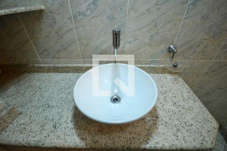 Casa para alugar com 78m², 2 quartos e 1 vaga Casa para alugar com 78m², 2 quartos e 1 vagaSuíte 1-banheiro