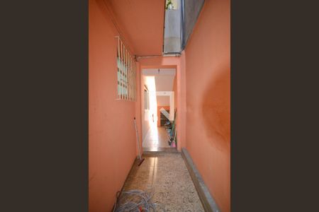 Casa para alugar com 78m², 2 quartos e 1 vaga Casa para alugar com 78m², 2 quartos e 1 vagaQuintal