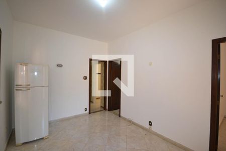 Sala de casa para alugar com 2 quartos, 78m² em Centro, Nilópolis