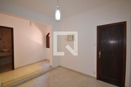 Suíte 1 de casa para alugar com 2 quartos, 78m² em Centro, Nilópolis