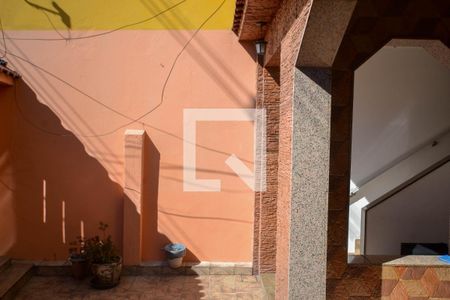 Casa para alugar com 78m², 2 quartos e 1 vaga Casa para alugar com 78m², 2 quartos e 1 vagaSuíte 1-vista