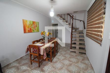 Sala de casa à venda com 6 quartos, 261m² em Vila Antonieta, São Paulo