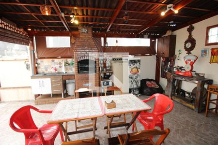 Casa à venda com 261m², 6 quartos e 1 vagaChurrasqueira