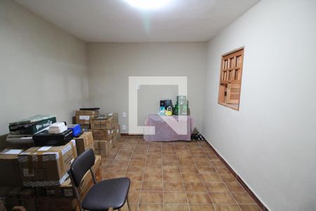 Casa à venda com 261m², 6 quartos e 1 vagaQuarto 4