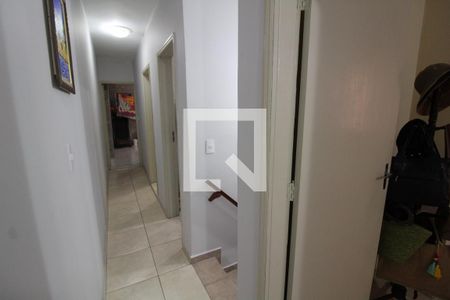 Corredor de casa à venda com 6 quartos, 261m² em Vila Antonieta, São Paulo