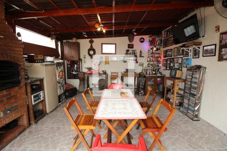 Casa à venda com 261m², 6 quartos e 1 vagaChurrasqueira