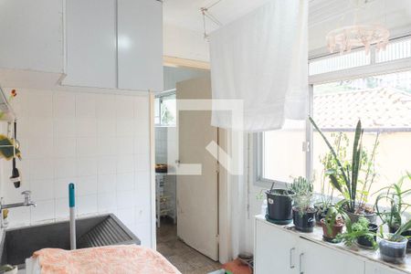 Apartamento à venda com 170m², 3 quartos e 1 vagaÁrea de Serviço