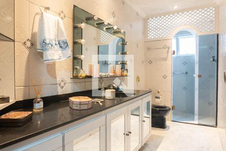 Apartamento à venda com 170m², 3 quartos e 1 vagaBanheiro