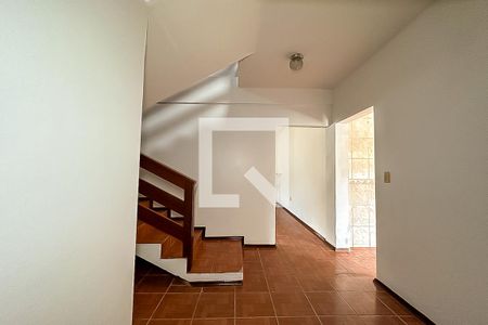 Casa para alugar com 168m², 5 quartos e 2 vagasHall de entrada