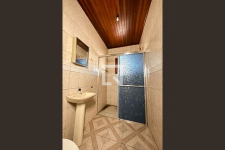 Casa para alugar com 168m², 5 quartos e 2 vagasBanheiro 2