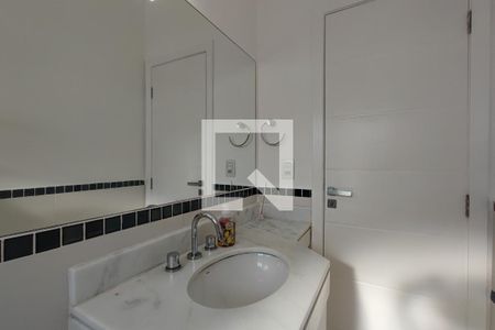 Casa de condomínio à venda com 290m², 4 quartos e 4 vagasBanheiro Suíte 2