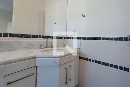 Casa de condomínio à venda com 290m², 4 quartos e 4 vagasBanheiro Suíte 3