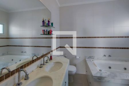 Casa de condomínio à venda com 290m², 4 quartos e 4 vagasBanheiro Suíte Master